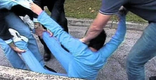 Lina, otto anni. Portata via da scuola. La madre i...