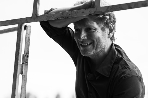 Bambini e diritti: il nuovo singolo di Matteo Becu...